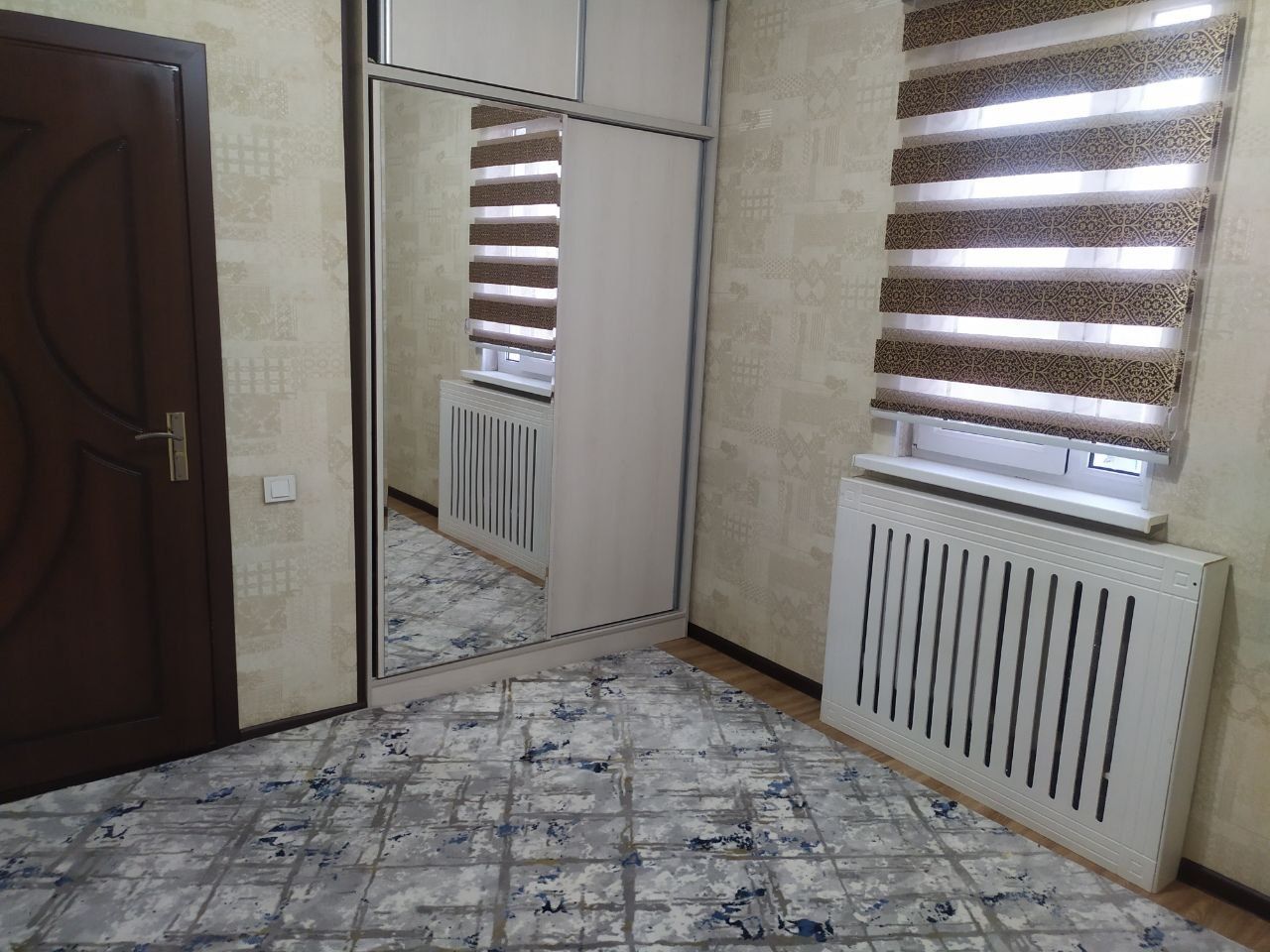 Chorsuv bozori oldida 2xonali uy srochna sotiladi