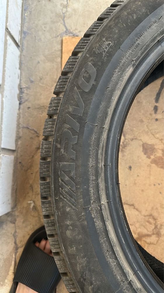 БУ зимние шины продам в идеальном состоянии