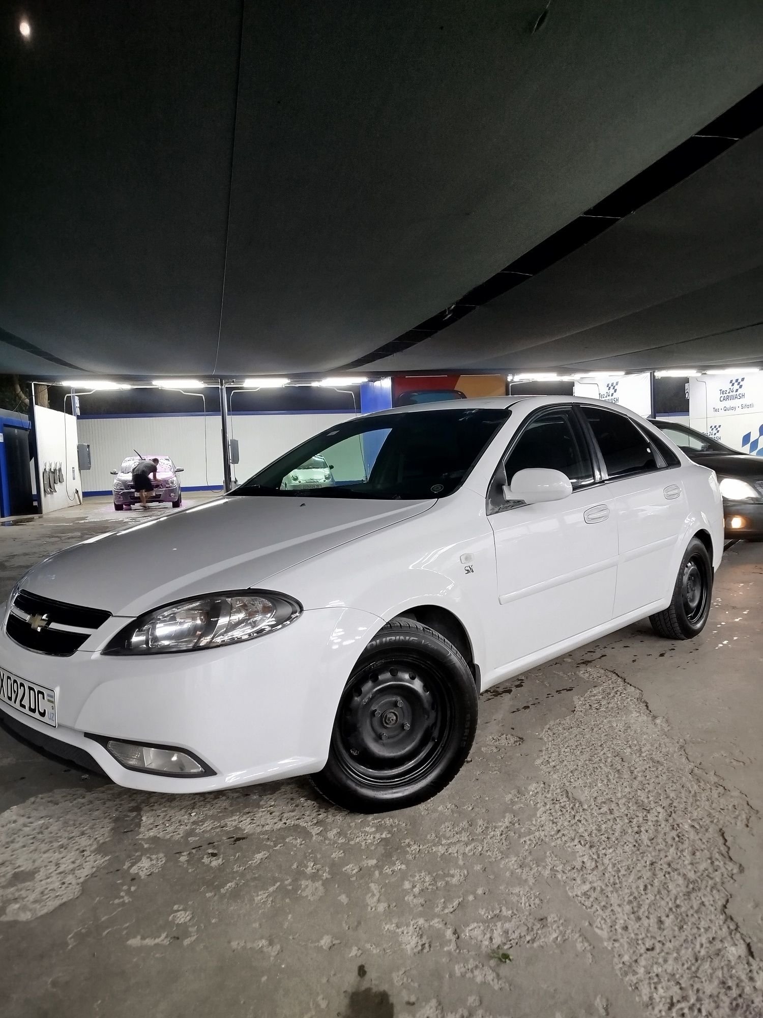 Gentra 2015 
Probeg 245.000
Kraska toza 100% 
Navaroti bor
Qi