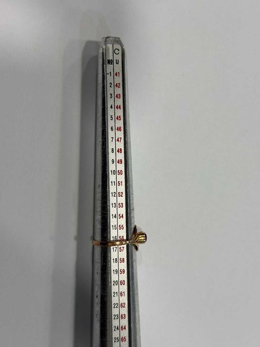 Елегантен дамски пръстен – 2.21 г