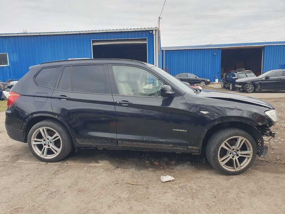 Dezmembrez Bmw X3 F25 XDrive 2.0D M Sport  2011
