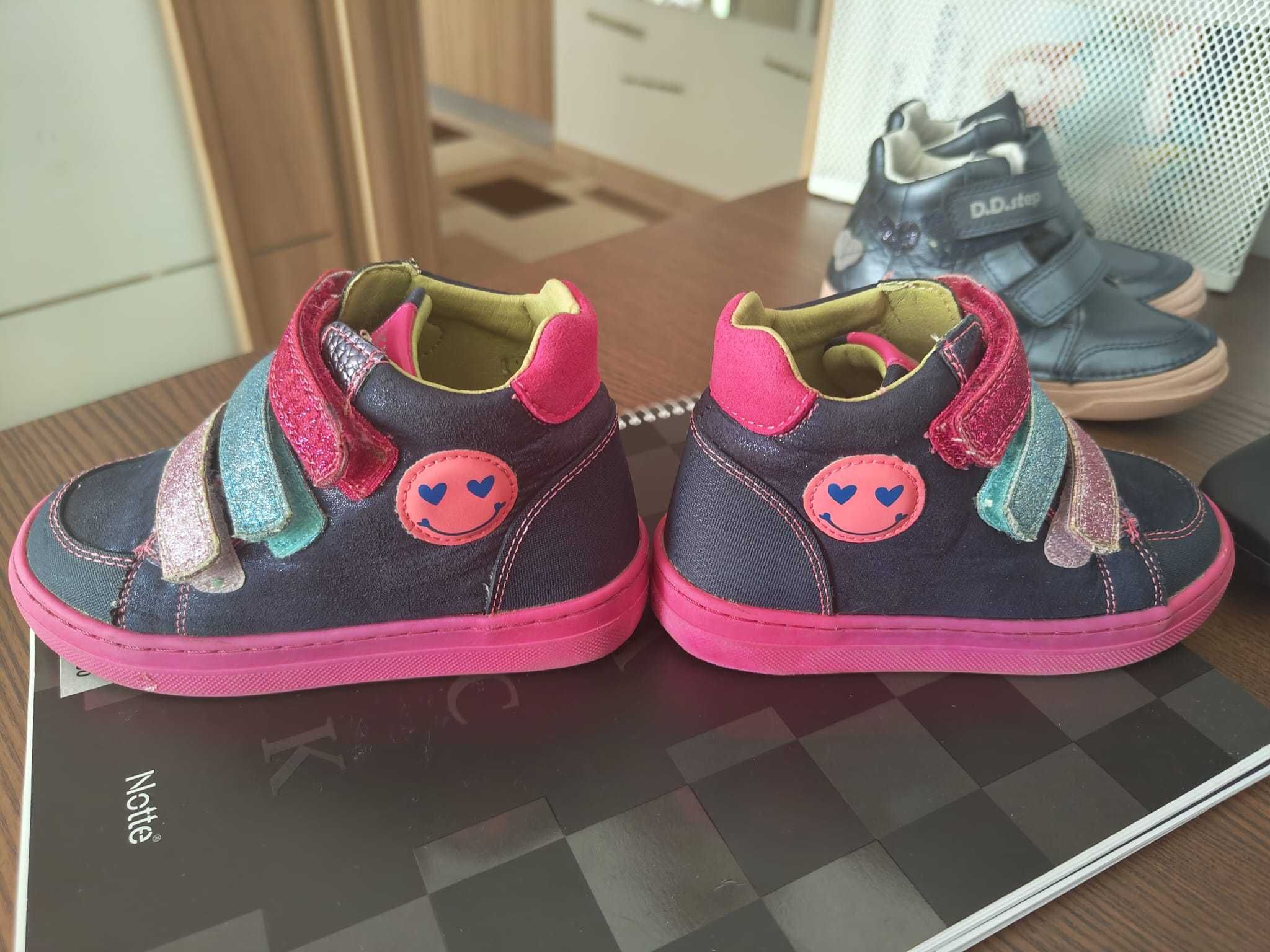 Vand incaltari Primavata Agatha Ruiz Prada/mar 25 stare f buna 100 lei