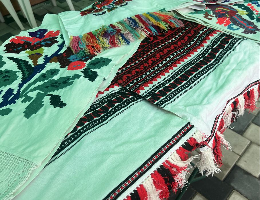 Stergare traditionale tesute