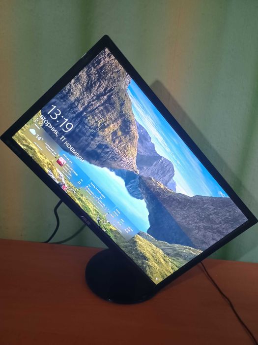 Gaming Монитор Asus 144hz