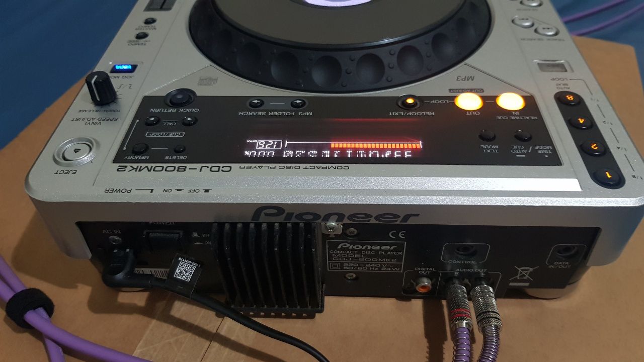 Pioneer DJ CDJ 800 mk2