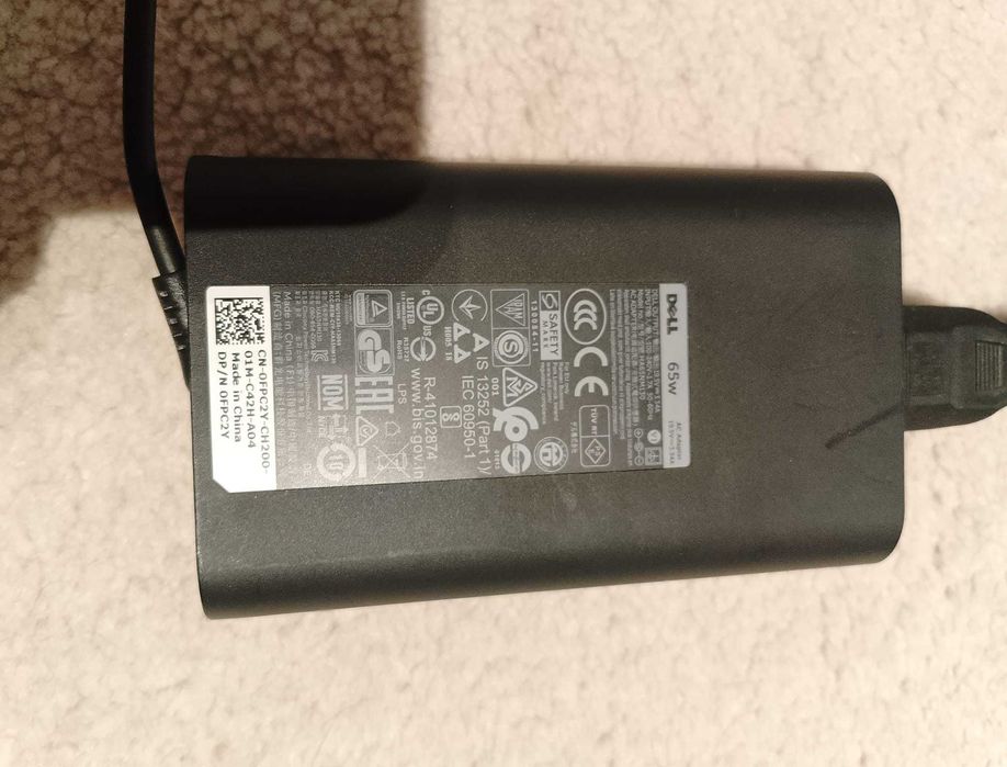 Ultrabook Dell Latitude 3310, i3-8145U, 8gb ddr4, 128gb ssd M2,