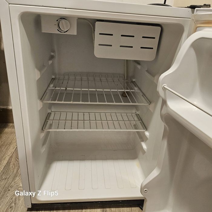 Vand frigider minibar LDK A+ 67l