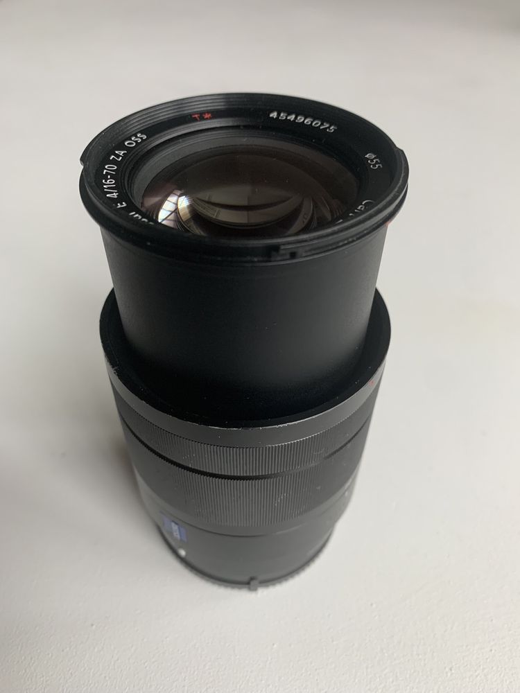 Sony 16-70mm F4 OSS Vario-Tessar T*