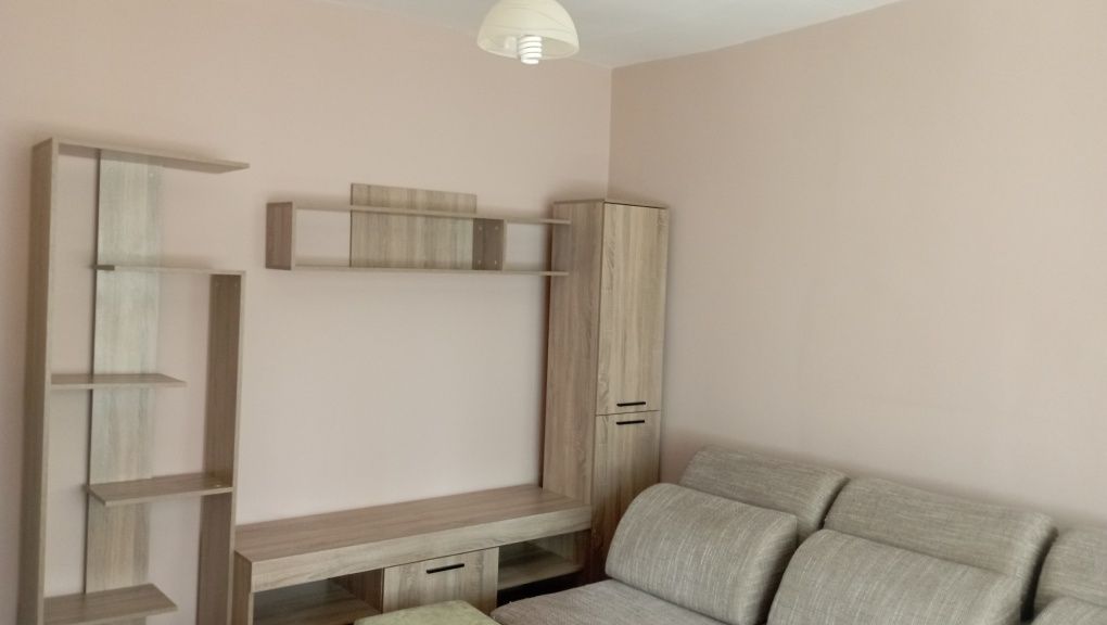 Дава се под наем Тристаен апартамент в Плевен, Дружба 4 - 86 кв.м за 280.5 € - Снимка #3