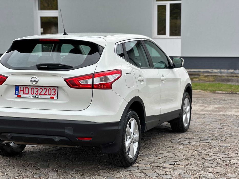 Nissan Qashqai 2 WD*benzina*navi*factura/fiscal/nr.rosii*af.2017*euro6