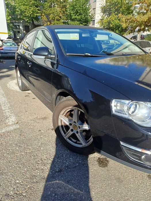 Vând Volkswagen Passat