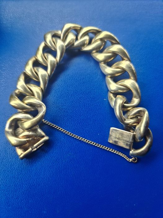 N bratara argint masiv 950,aurita 19 cm,lata 2 cm,stare buna
