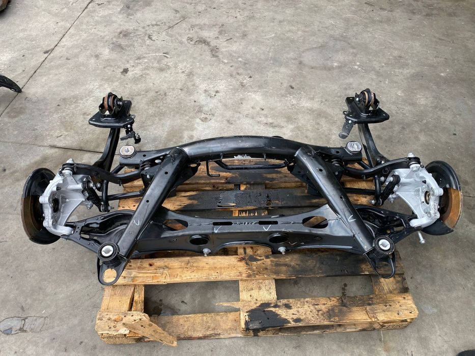 Punte spate completa 4x4 VOLVO XC40 2019 32221344