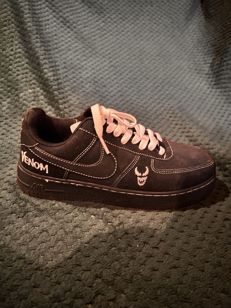 Nike af1 black venom