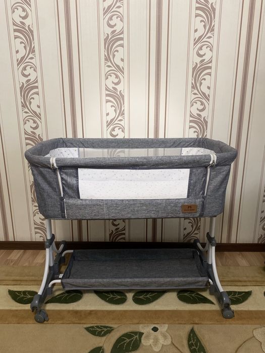 Детская кровать-монеж