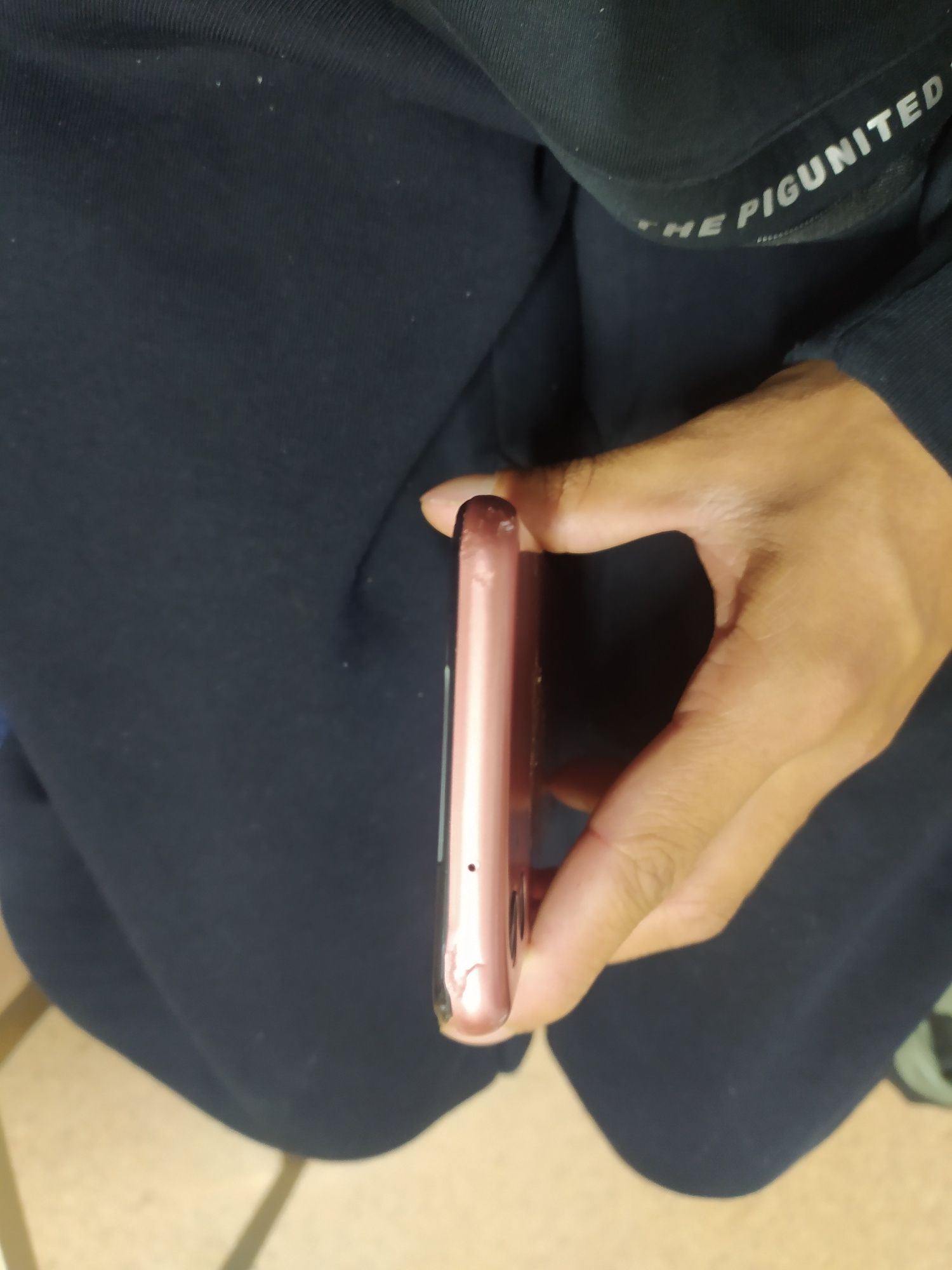 Samsung A04 Бу кнопки для звука нету