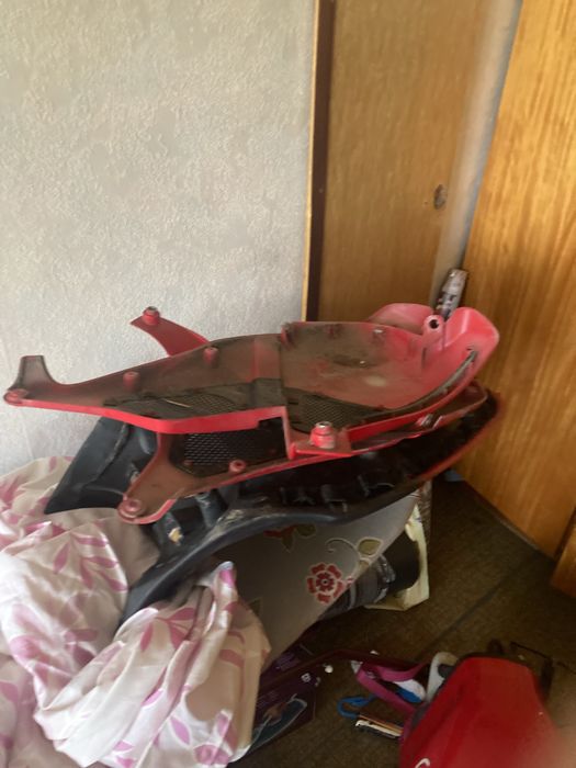 Продавам на части gilera DNA 125 4 valve