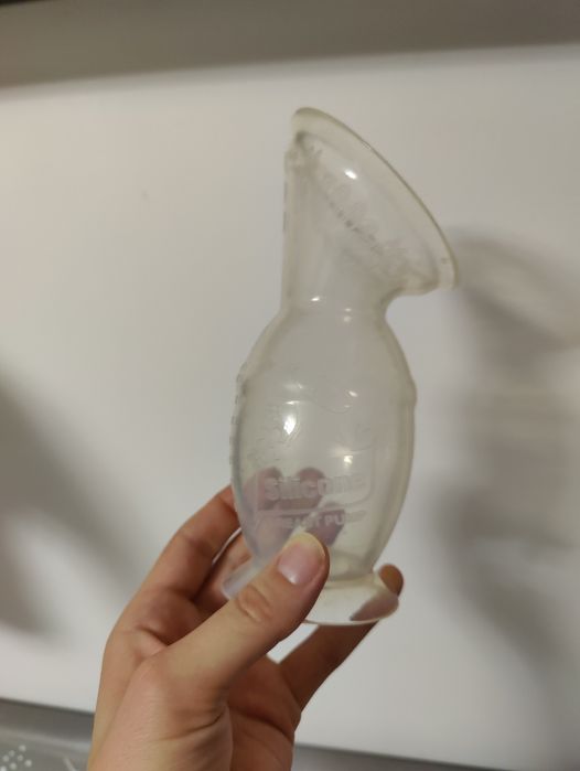 Pompa manuala silicon haakaa