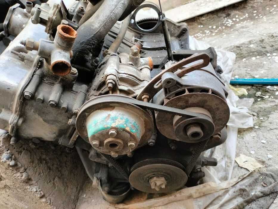 Moskvich 2141 Azlk Motor