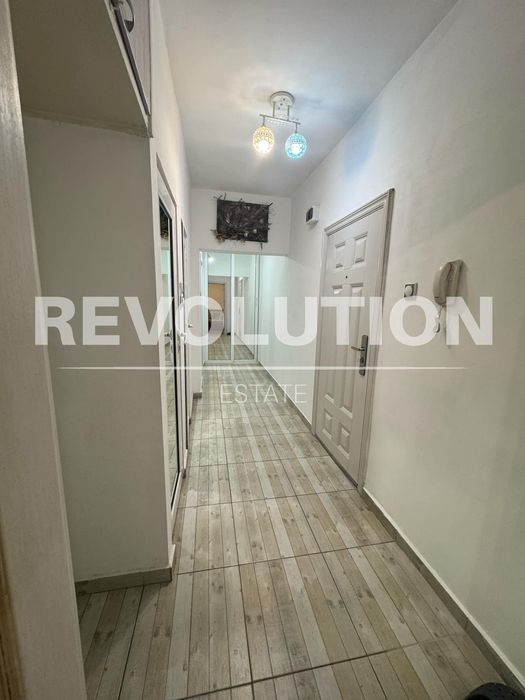 Продава се Двустаен апартамент в Пловдив, Гагарин - 77 кв.м за 1195 €/кв.м - Снимка #8