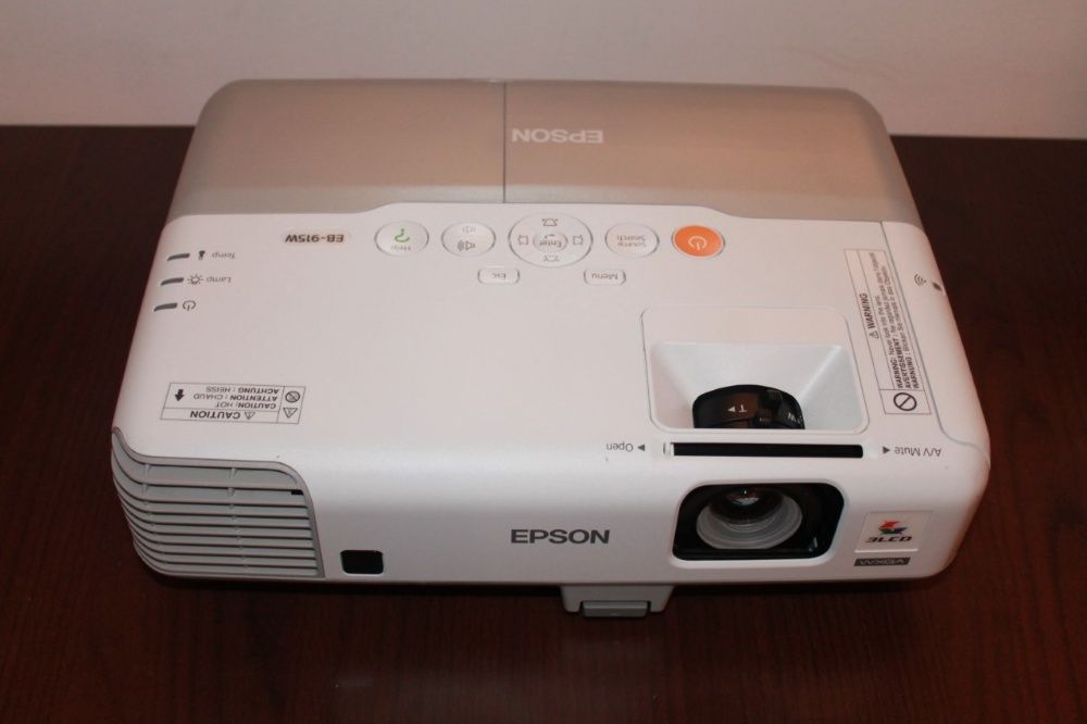 Proiector nou Epson EB-915W