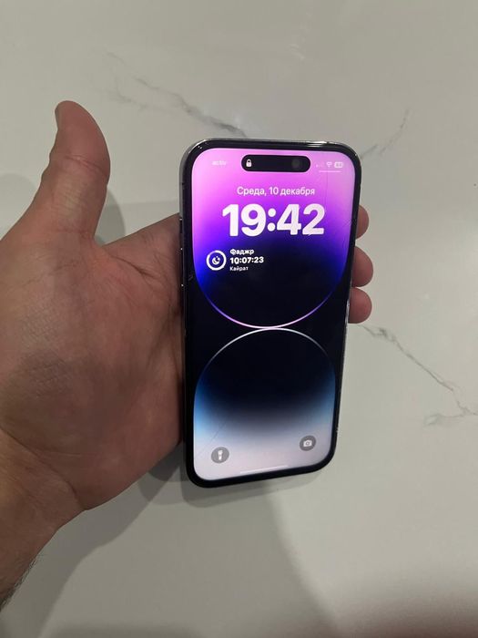 Продам айфон 14 про