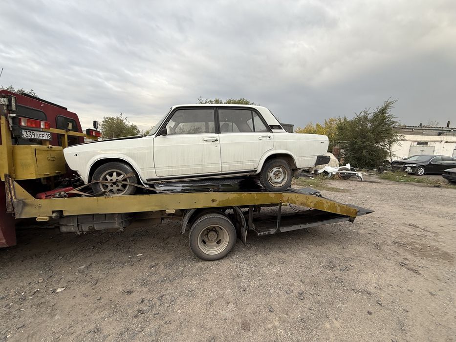 Продам ваз 2107 на разбор