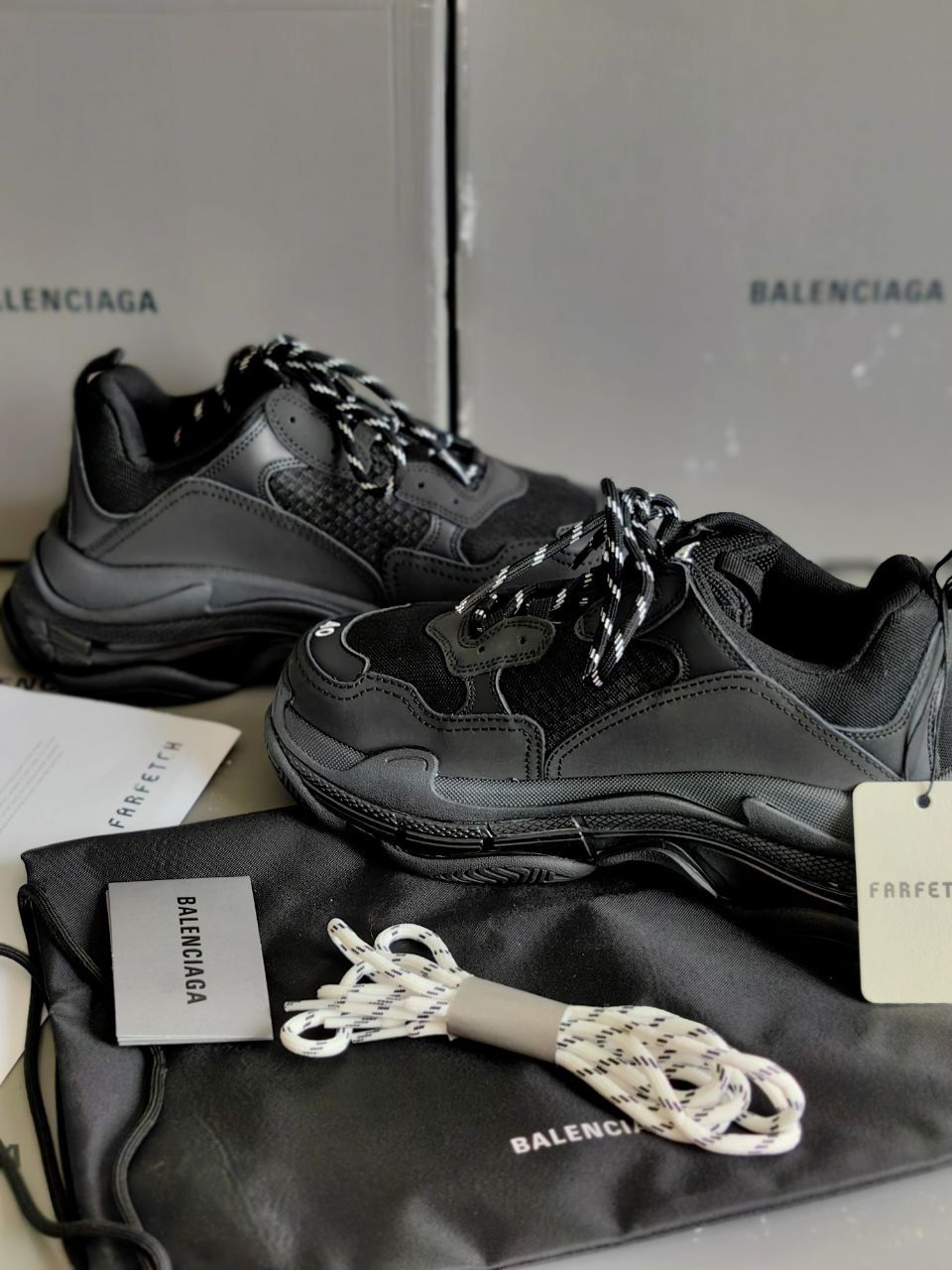 Обувки BALENCIAGA Triple S сникърси кецове