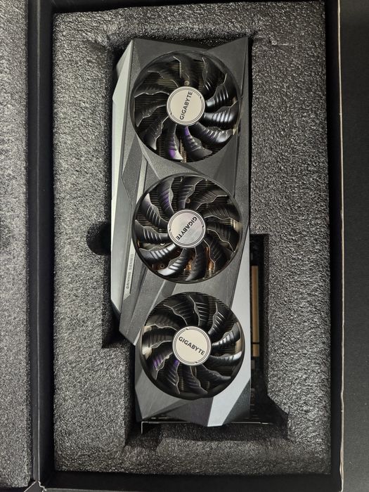 Placa Video Gigabyte RTX 3080 10GB