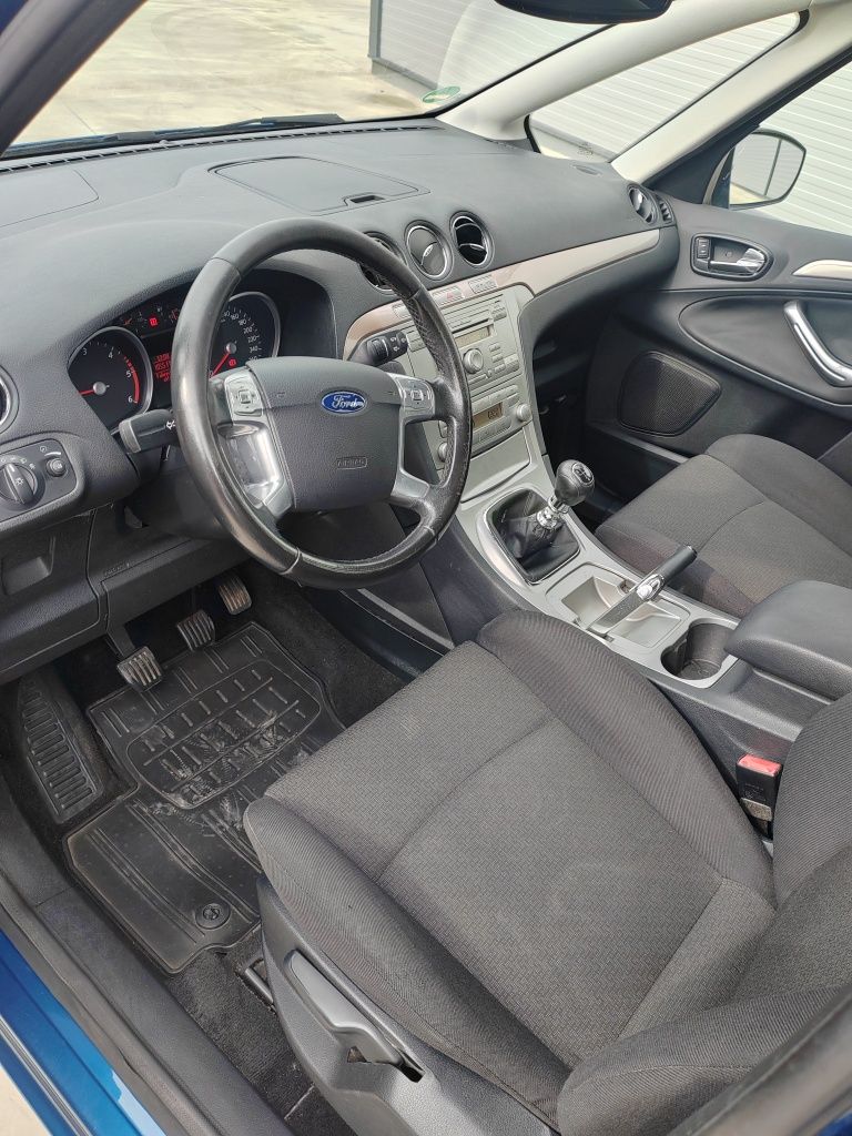 Ford focus S-MAX