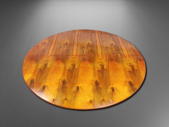 Продам круглый стол