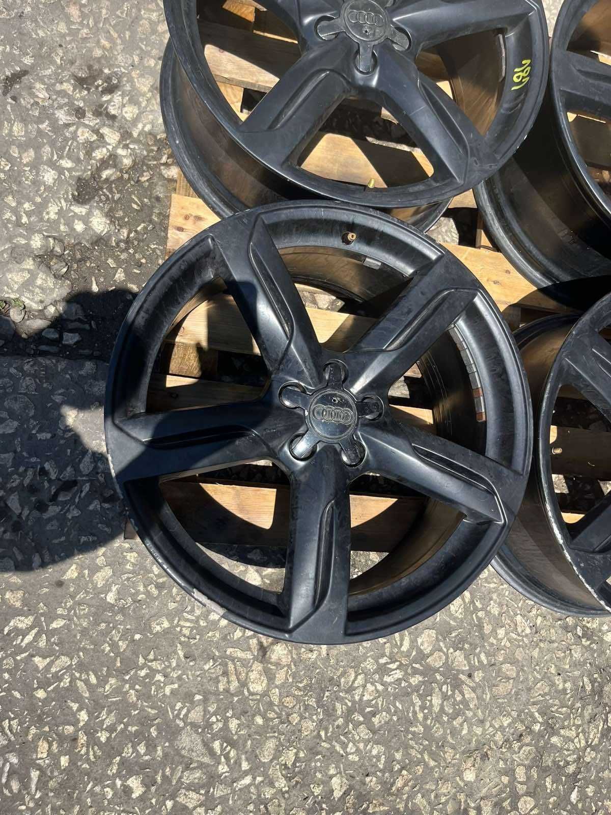 Джанти AUDI Q5 A5 S5 8R0601025D 8.5JX20H2, ET33 ном 181