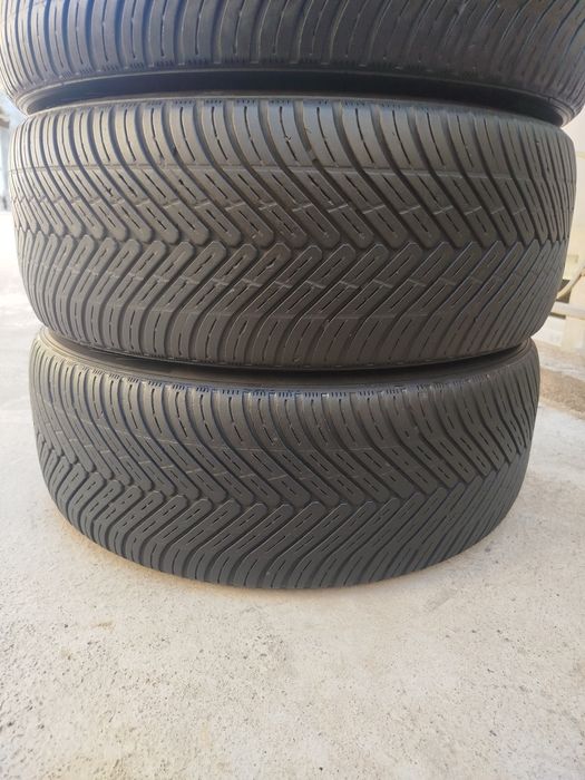 225 55 R17 Shina Superia