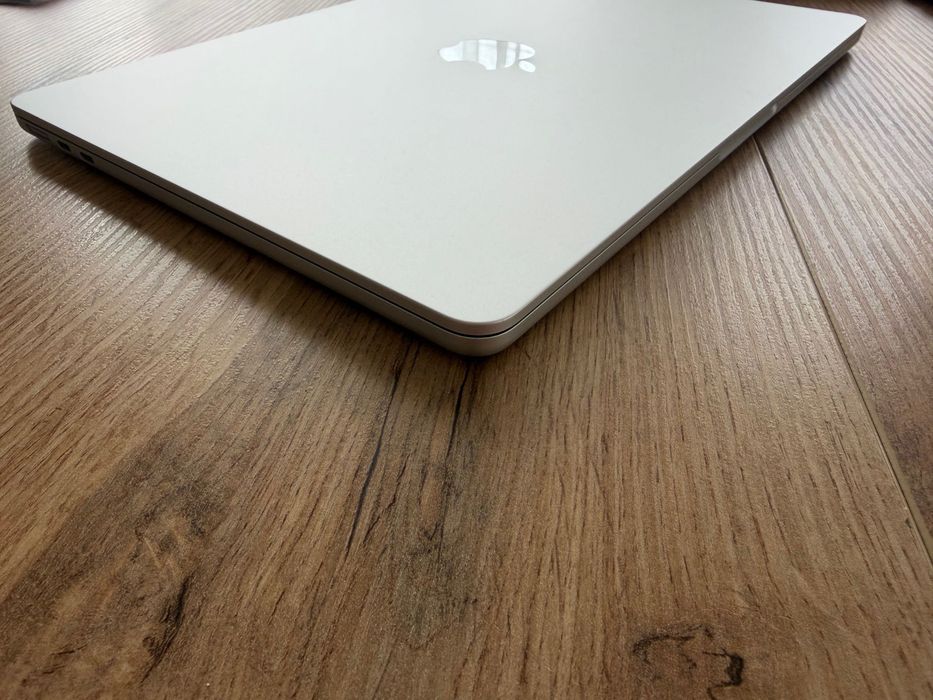 MacBook Air 13" M4 Chip 10-CPU, 8-GPU, 16RAM, 256SSD ГАРАНЦИЯ 22.5.26г