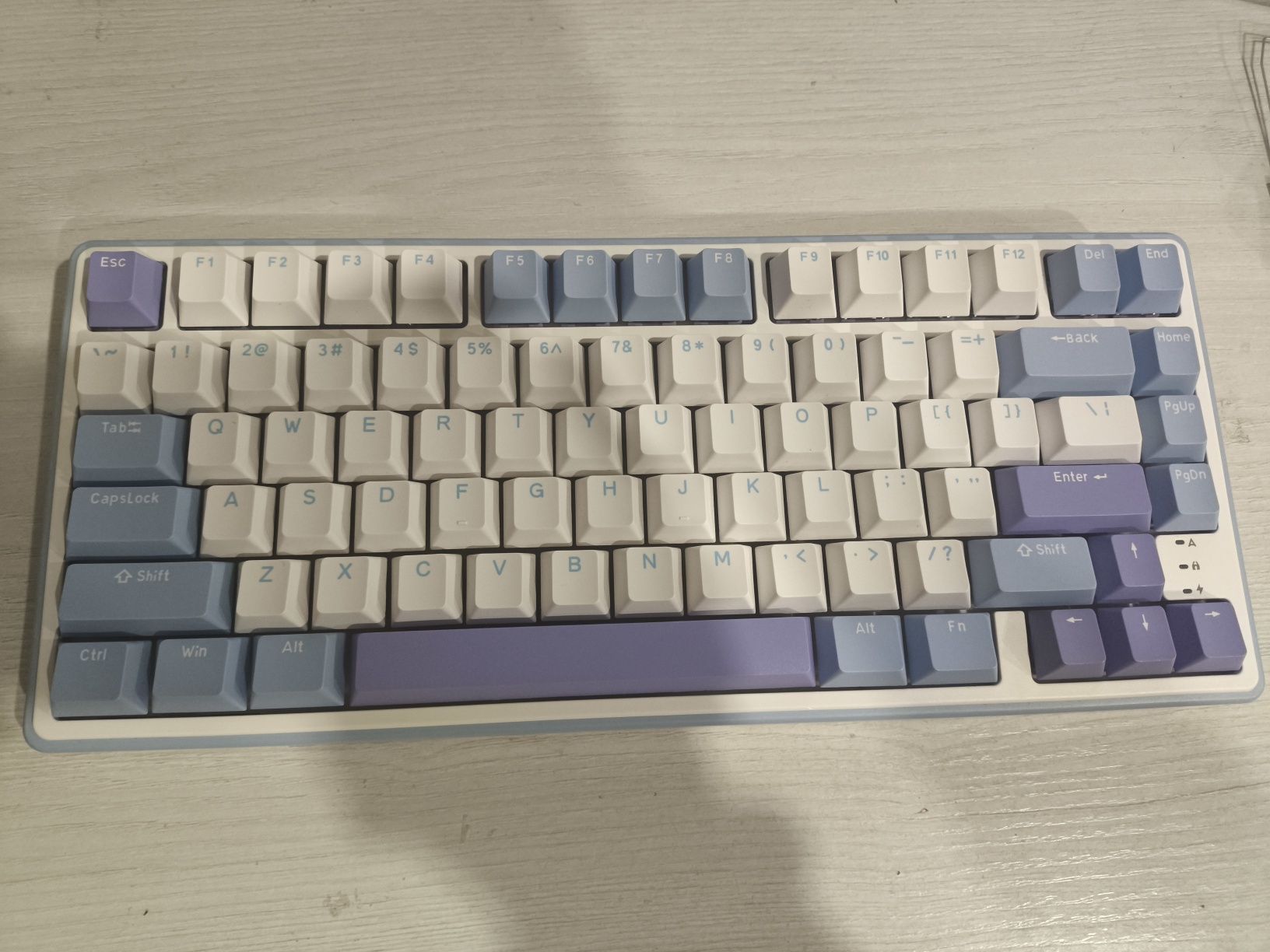 Royal kludge r75 tri mode