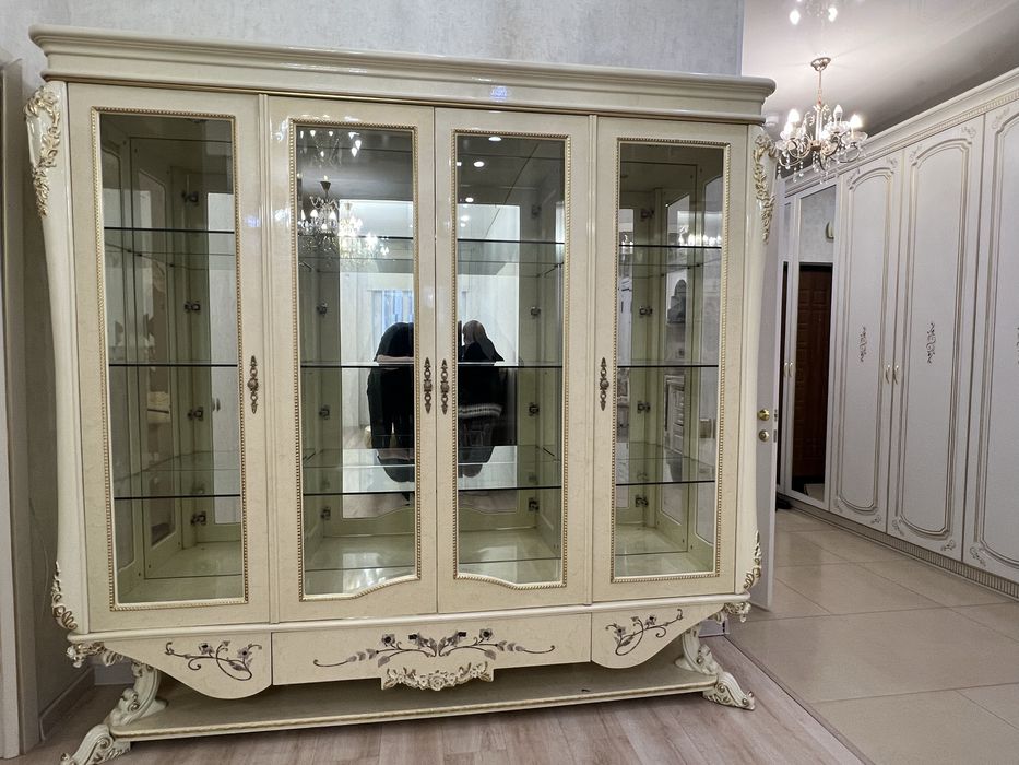 СРОЧНО! Продам гарнитур в зал