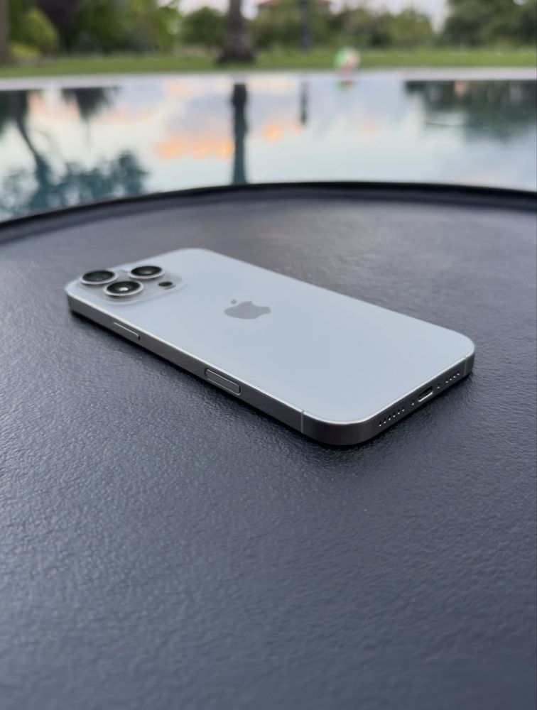 КАТО ЧИСТО НОВ Iphone 16 Pro Max Natural Titanium + гаранция