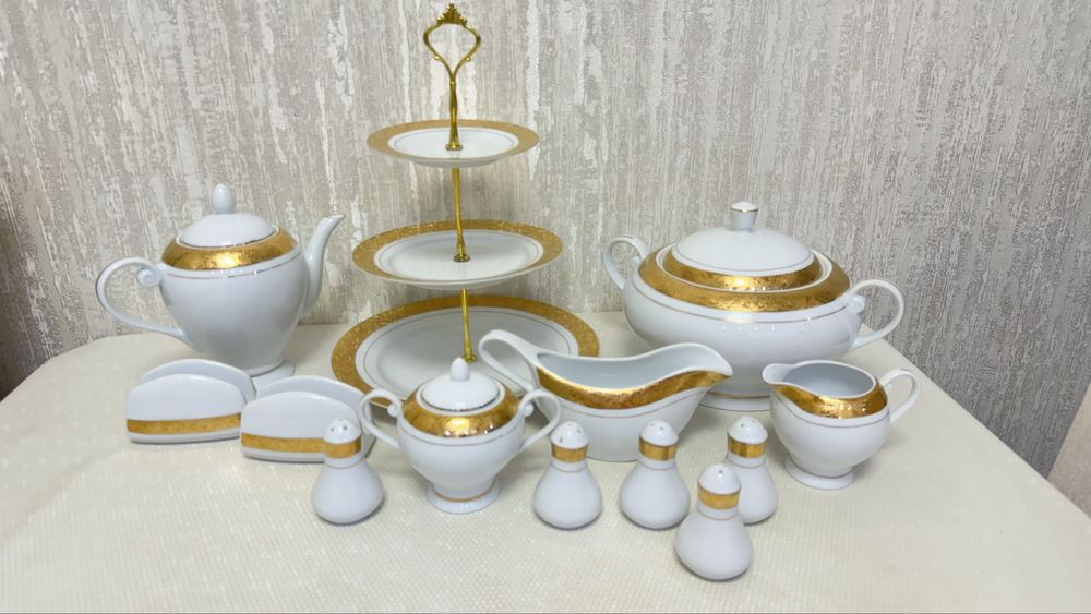 Срочно связи с переездом фарфоровая посуда все за 10.000 тг