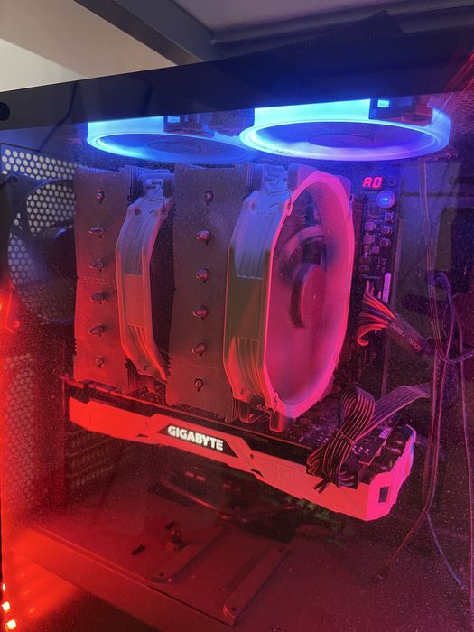 UNITATE GAMING facuta de la 0 cu I9-9900K si GTX 1080 TI 11GB DEDICATI