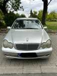Mercedes    C 220.