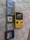 Game Boy Color galben +5 jocuri clasice(Pokemon-Mario -etc)