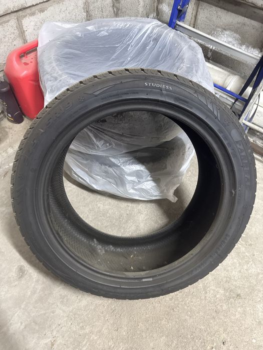 Зимоин покрышки лепучки почти новые