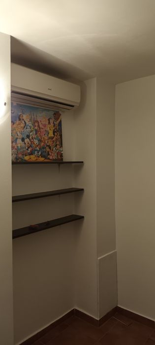 Inchiriez apartament 2 camere  mihai bravu etaj 4