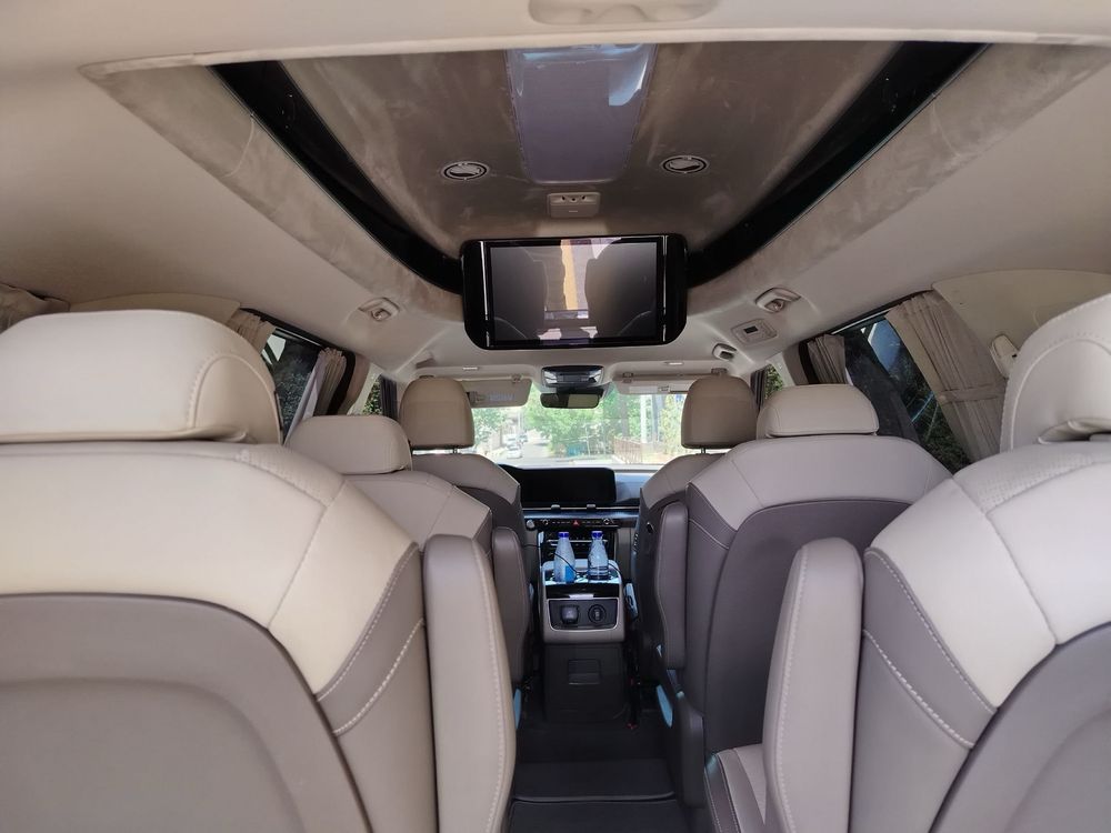 Продается КIA  CARNIVAL HI LIMOUSINE 3,5 мотор