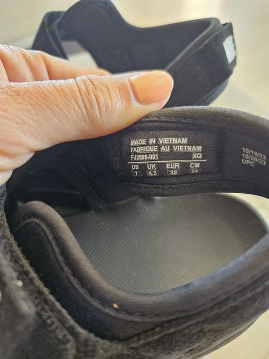 Сандали Nike, черен цвят