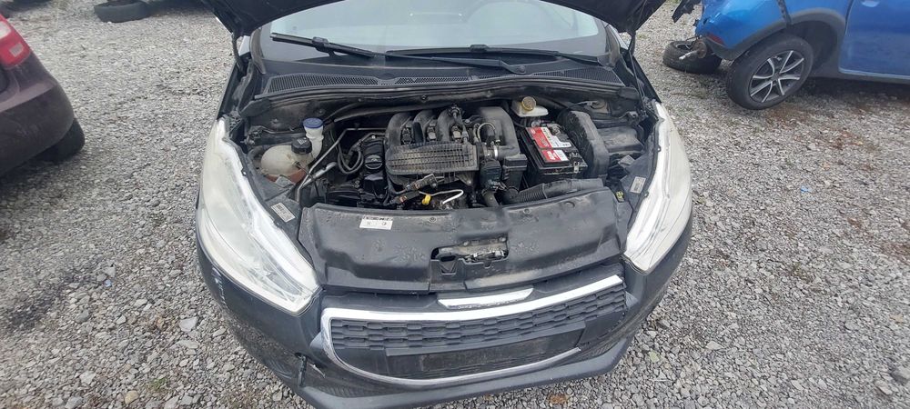 Peugeot 208 1.2 VTi , Пежо 208 на части!
Април 2013