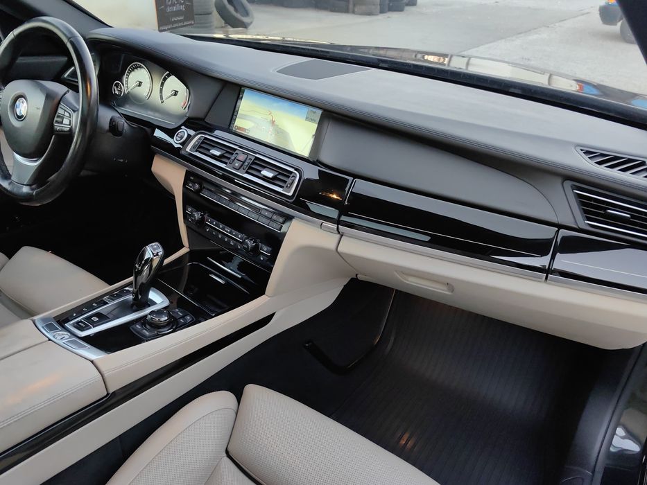 Vand Bmw 740 xdrive