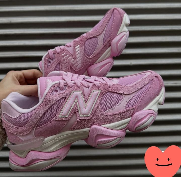 New Balance 9060 Pink