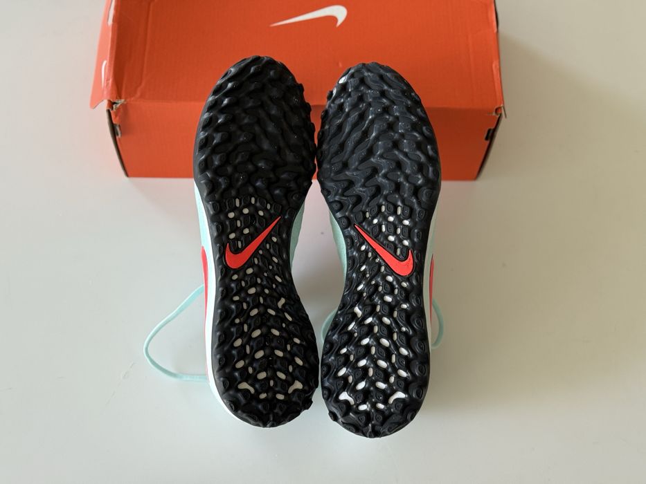 Ghete / Adidasi fotbal teren sintetic Nike Phantom GX II PRO TF - NOI