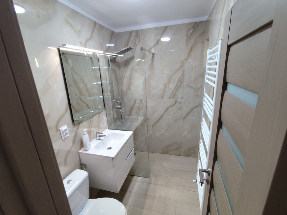 Inchiriez apartament 2 camere
